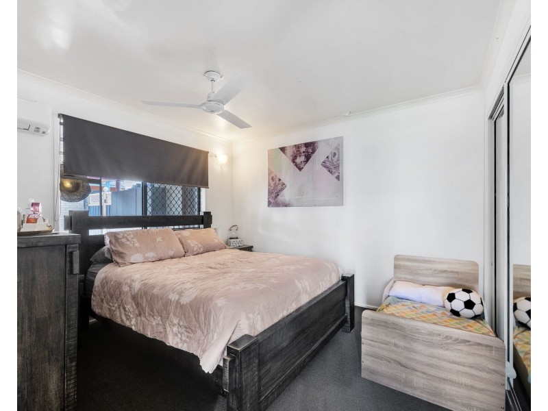 26 Downing street, Ooralea QLD 4740