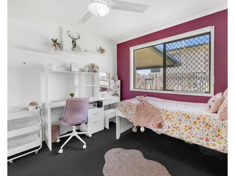 26 Downing street, Ooralea QLD 4740