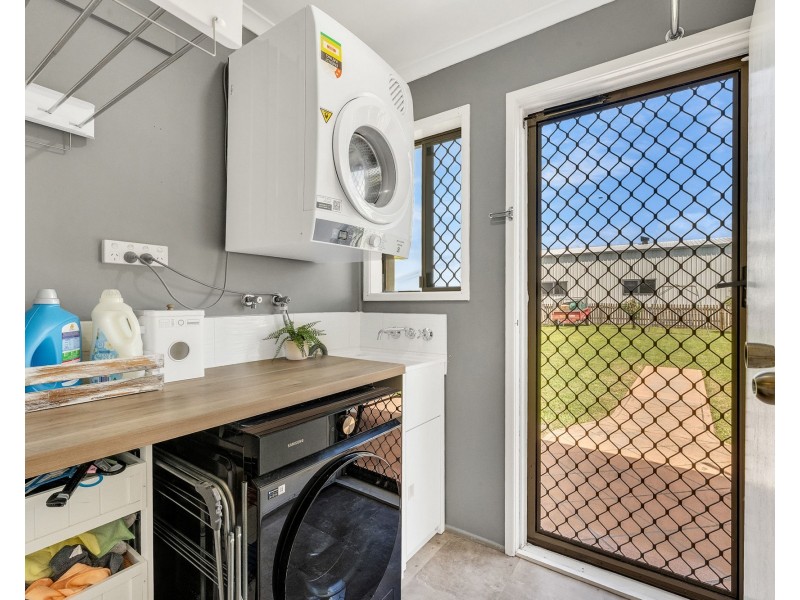 26 Downing street, Ooralea QLD 4740