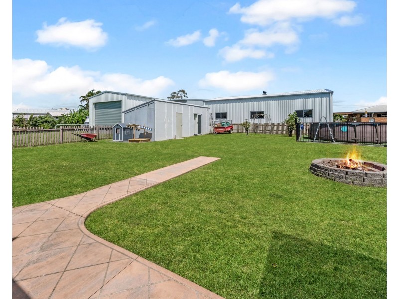 26 Downing street, Ooralea QLD 4740