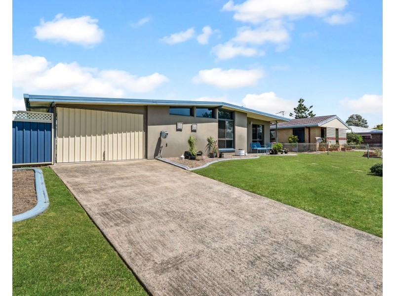 26 Downing street, Ooralea QLD 4740