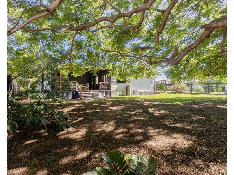 1 Kenilworth Street, South Mackay QLD 4740