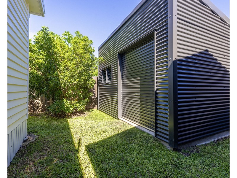 1 Kenilworth Street, South Mackay QLD 4740