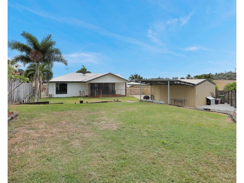 33 Dustwill Street, Eimeo QLD 4740