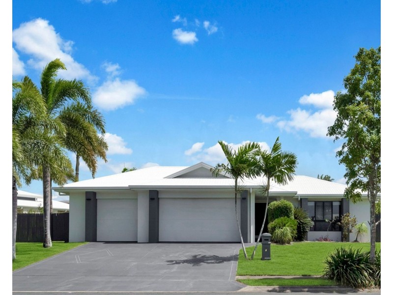 11 Royal Boulevard, Glenella QLD 4740