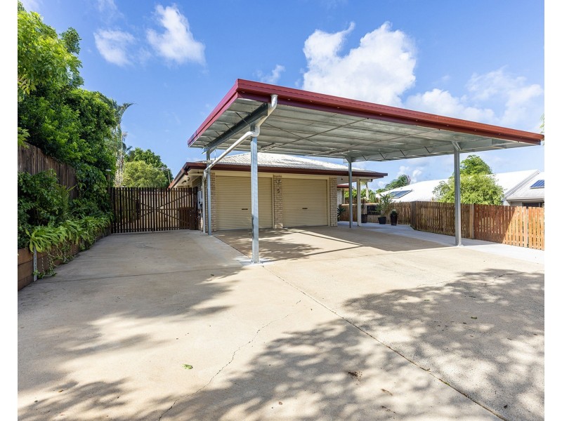 5 Kinghorn Street, Eimeo QLD 4740