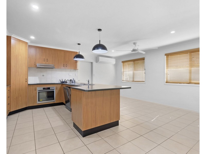 5 Kinghorn Street, Eimeo QLD 4740