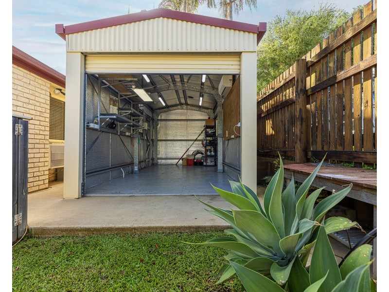 5 Kinghorn Street, Eimeo QLD 4740