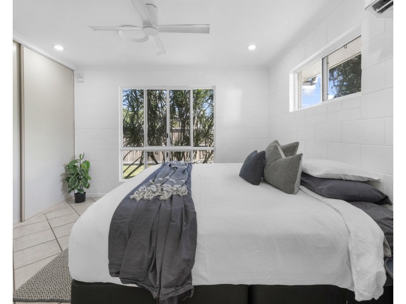 14 Temples Lane, Bakers Creek QLD 4740