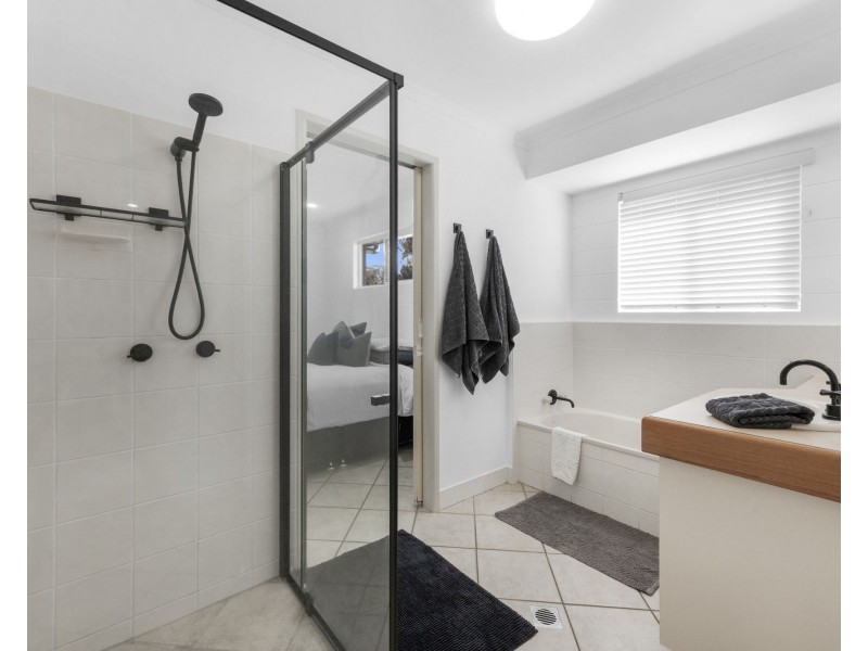 14 Temples Lane, Bakers Creek QLD 4740