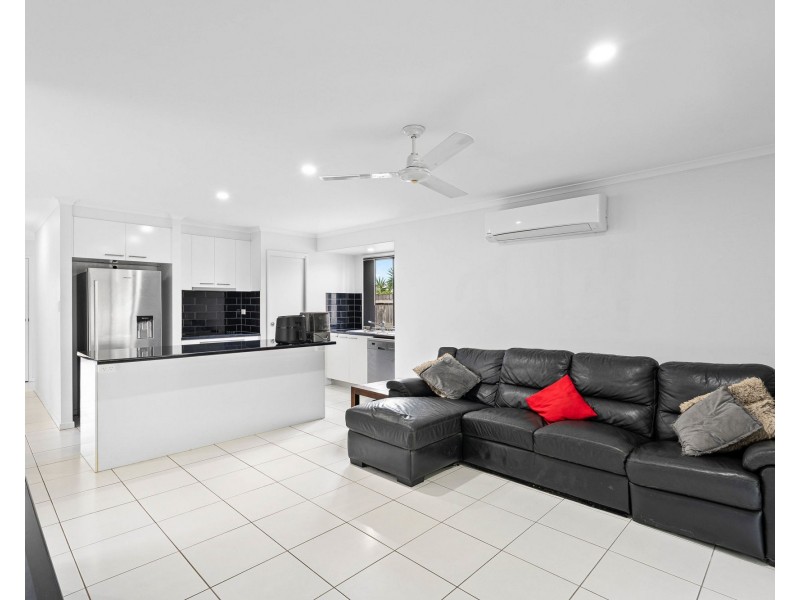 35 Bellavista Circuit, Beaconsfield QLD 4740