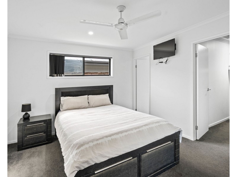 35 Bellavista Circuit, Beaconsfield QLD 4740