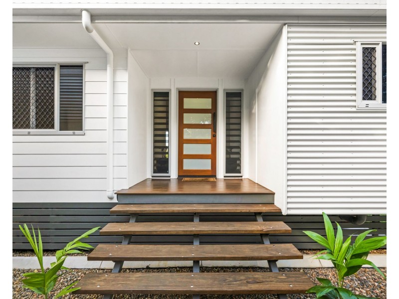 4 Bayview Drive, Habana QLD 4740