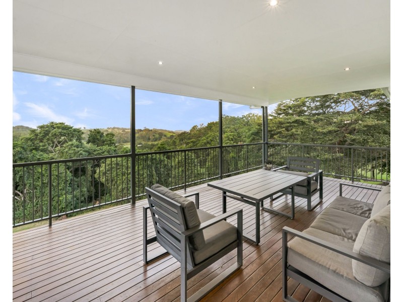 4 Bayview Drive, Habana QLD 4740