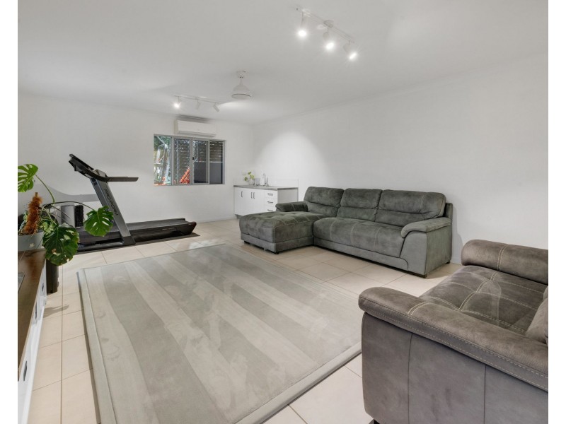 4 Bayview Drive, Habana QLD 4740