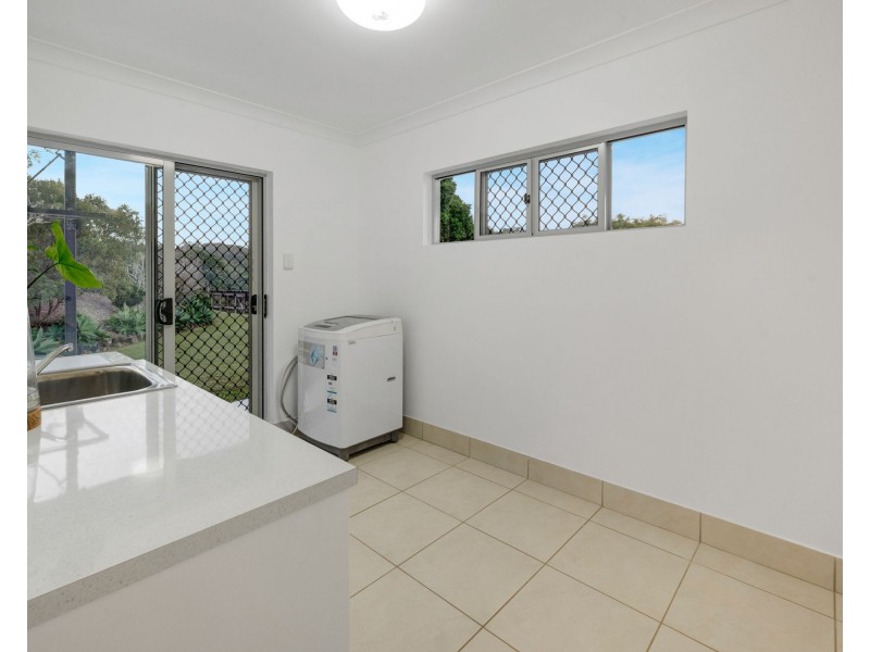 4 Bayview Drive, Habana QLD 4740