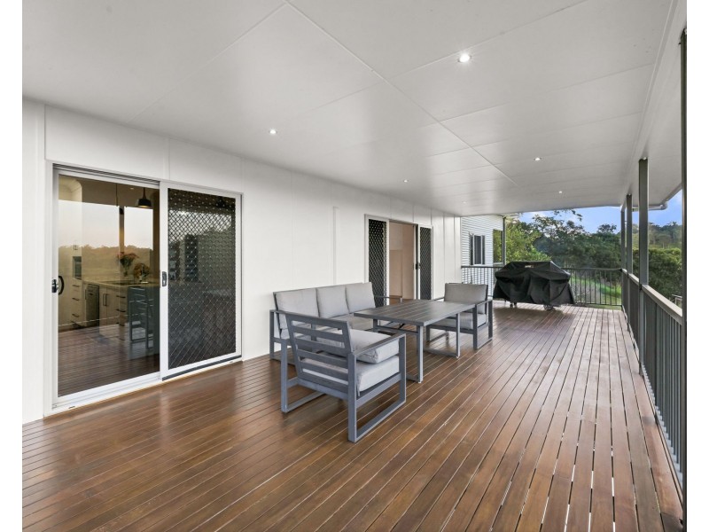 4 Bayview Drive, Habana QLD 4740