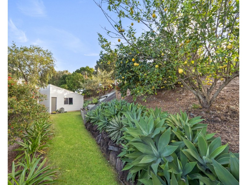 4 Bayview Drive, Habana QLD 4740