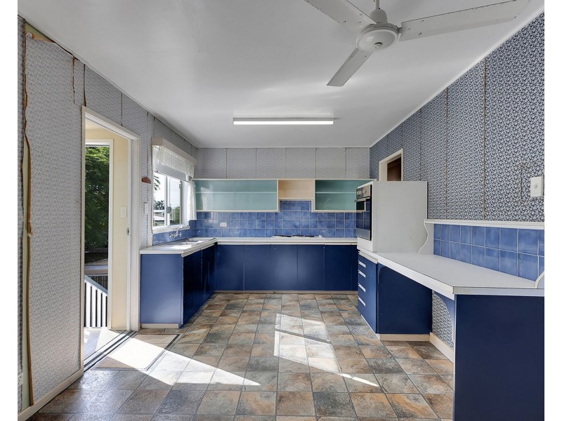 4 Mengel Street, South Mackay QLD 4740