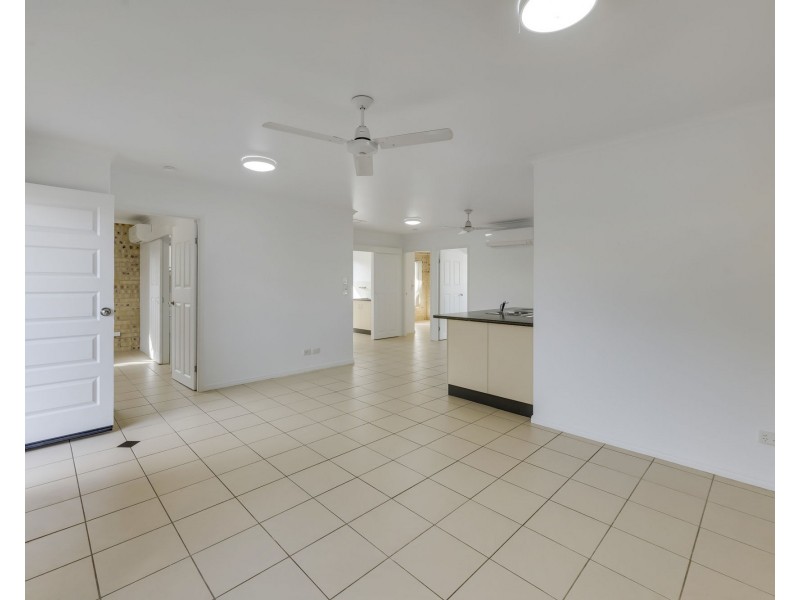 4/9 Maud Street, Mirani QLD 4754