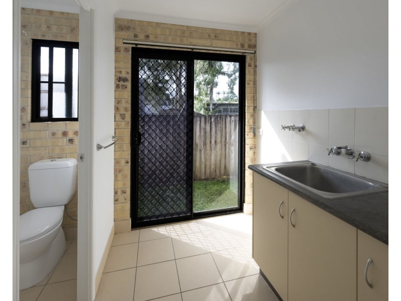 4/9 Maud Street, Mirani QLD 4754