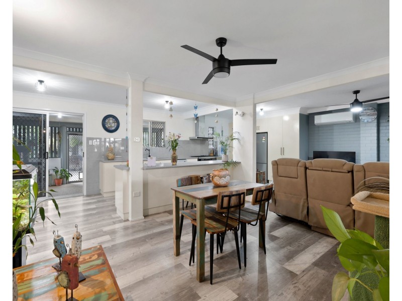 4 Saint Bees Avenue, Bucasia QLD 4750