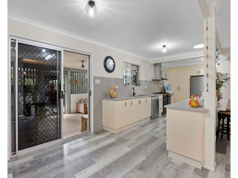 4 Saint Bees Avenue, Bucasia QLD 4750