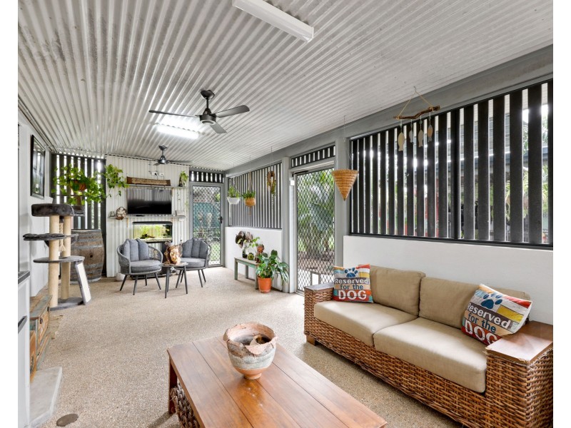4 Saint Bees Avenue, Bucasia QLD 4750