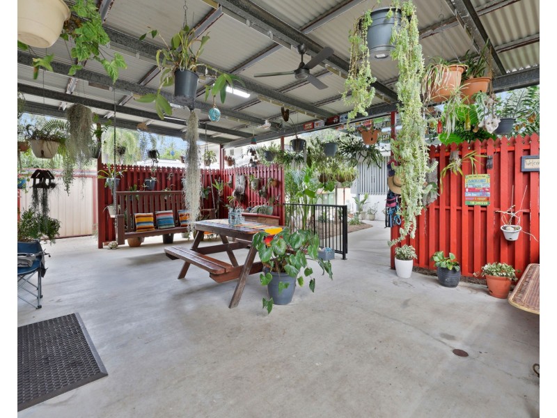 4 Saint Bees Avenue, Bucasia QLD 4750