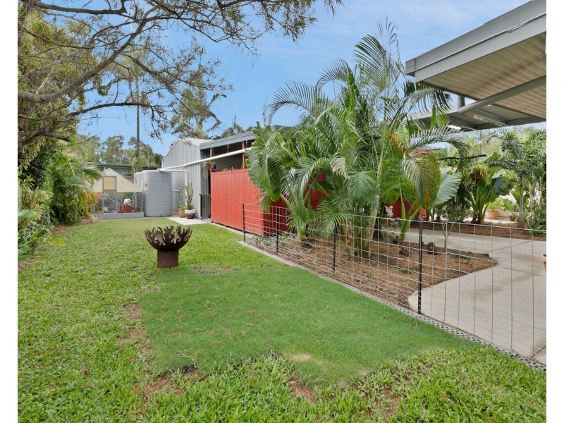 4 Saint Bees Avenue, Bucasia QLD 4750