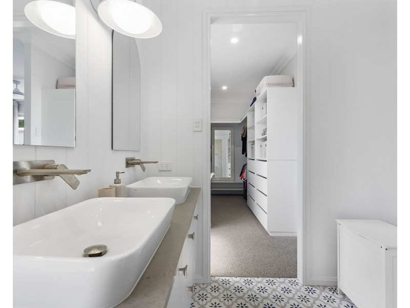 6 Eastbark Court, Richmond QLD 4740