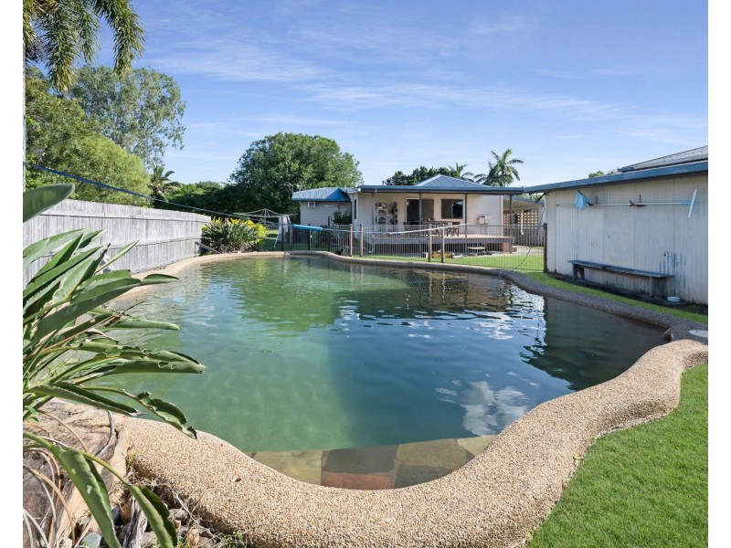 20 Mackenzies Road, Calen QLD 4798