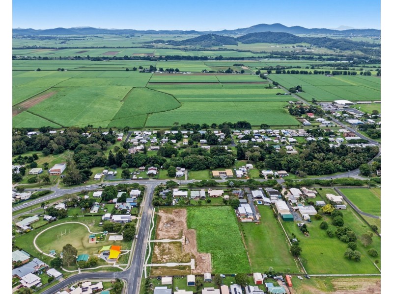 21 Kellys Road, Walkerston QLD 4751