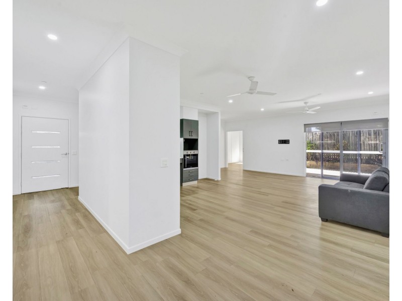 22A Davey Street, Glenella QLD 4740