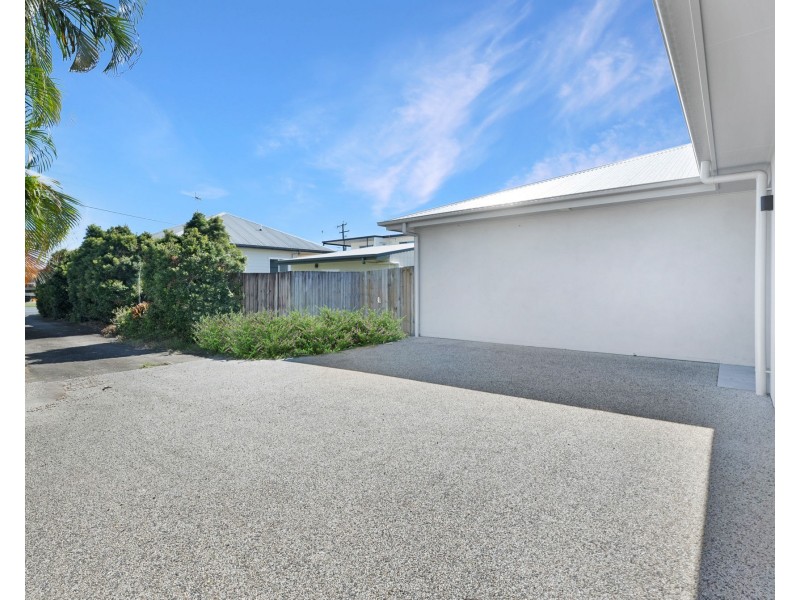 22A Davey Street, Glenella QLD 4740