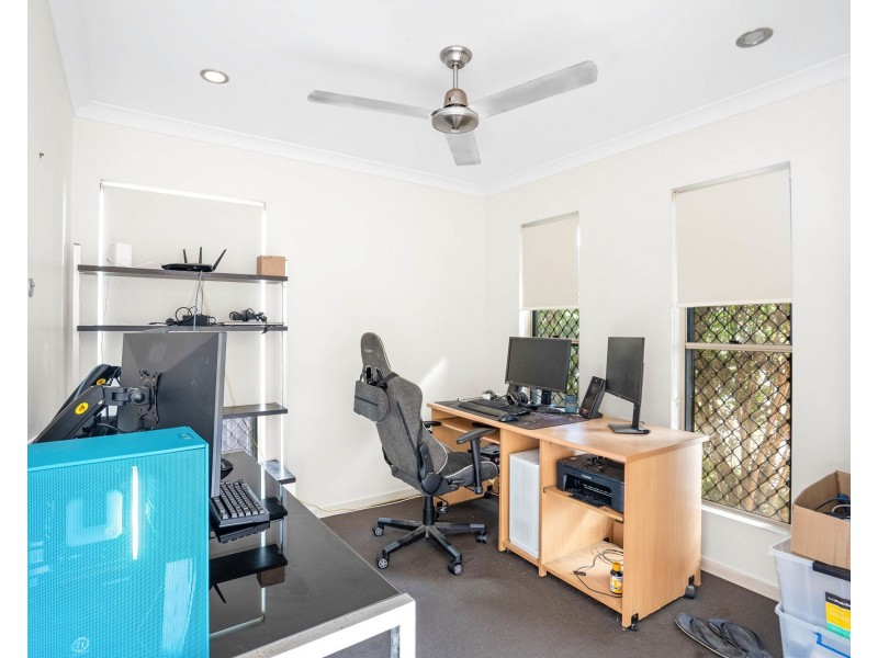 34 Montgomery Street, Rural View QLD 4740