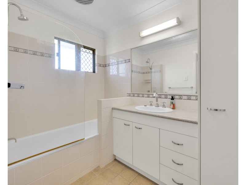5/15 High Street, Walkerston QLD 4751