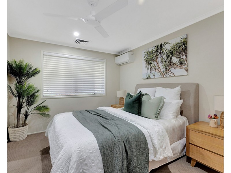 17 Grevillea Drive, Glenella QLD 4740