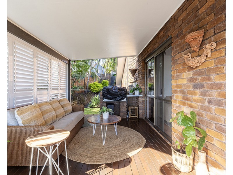 17 Grevillea Drive, Glenella QLD 4740