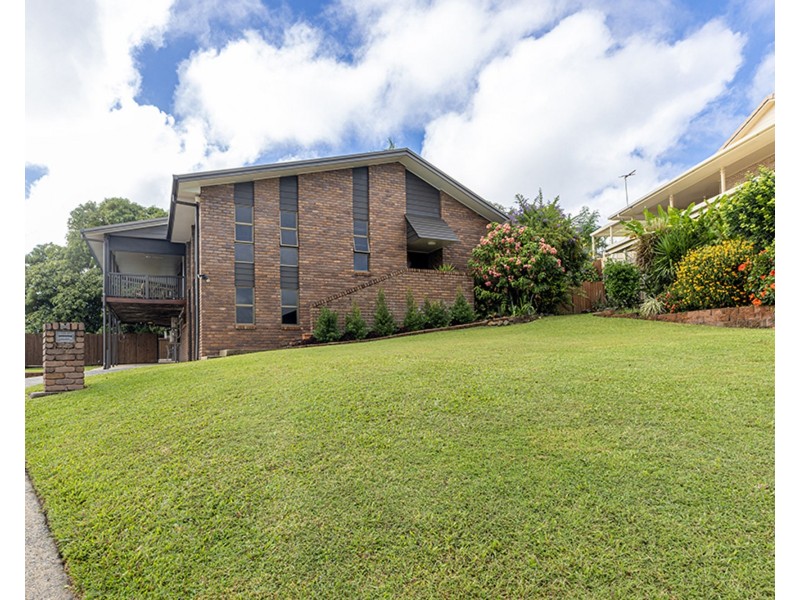 17 Grevillea Drive, Glenella QLD 4740