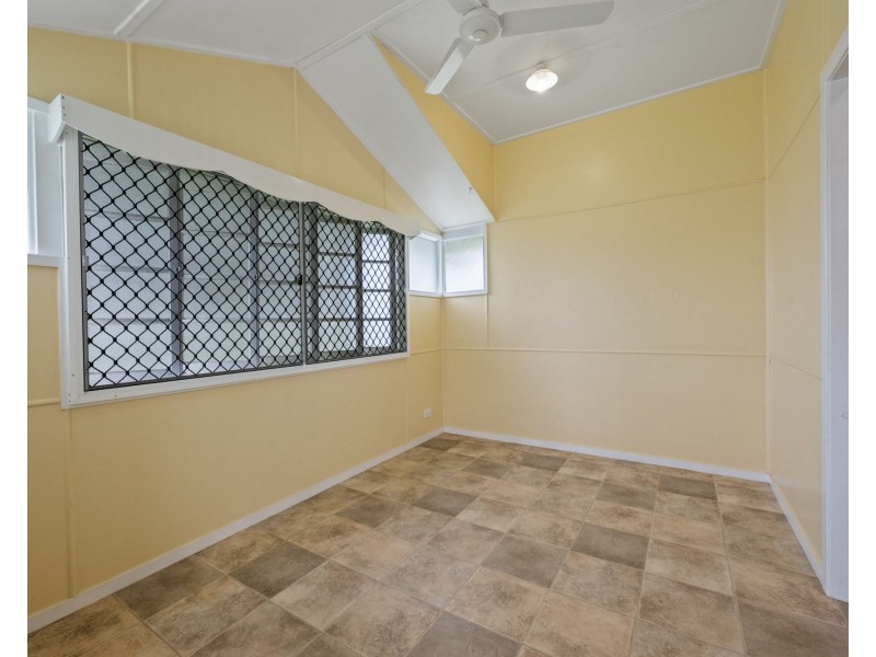 51 Adrian Street, West Mackay QLD 4740