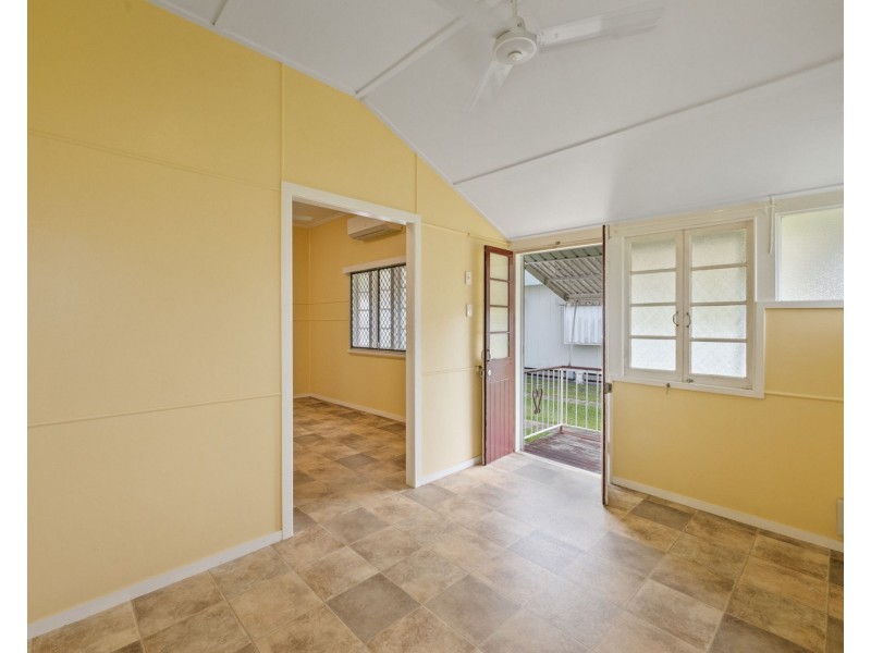 51 Adrian Street, West Mackay QLD 4740