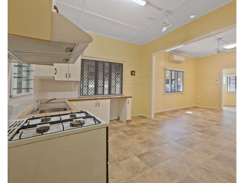 51 Adrian Street, West Mackay QLD 4740