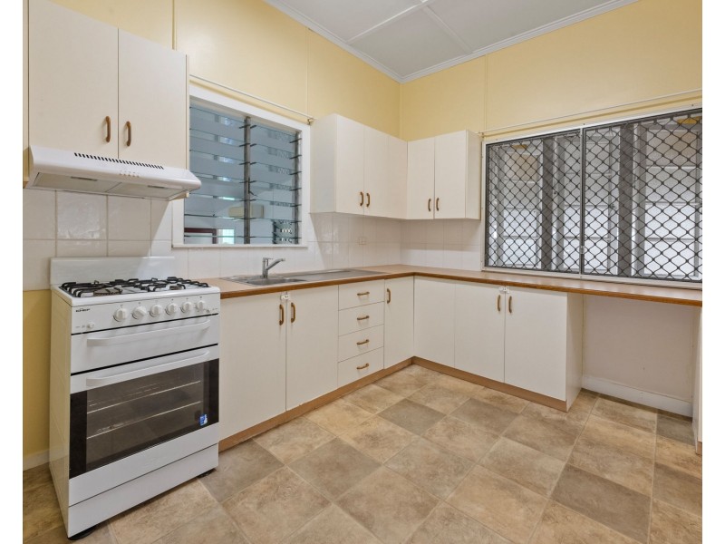 51 Adrian Street, West Mackay QLD 4740