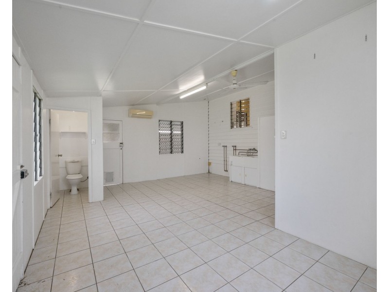 51 Adrian Street, West Mackay QLD 4740