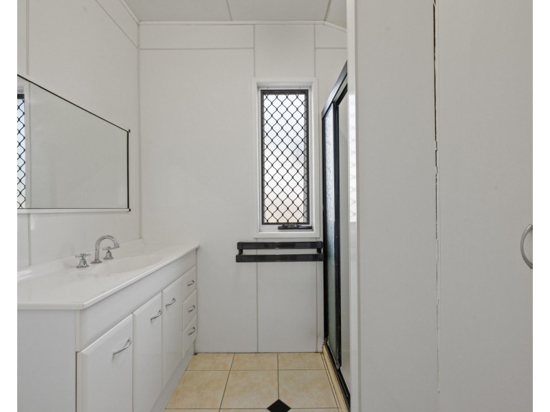 51 Adrian Street, West Mackay QLD 4740