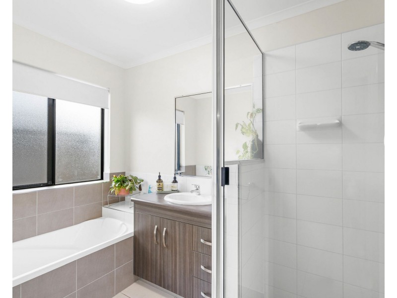 105 Dawson Boulevard, Rural View QLD 4740
