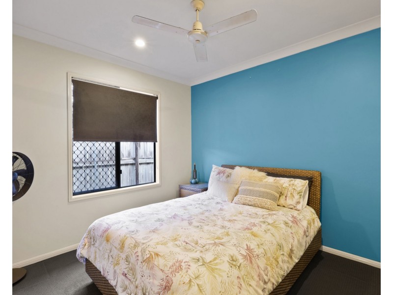 27 Reef Drive, Sarina QLD 4737