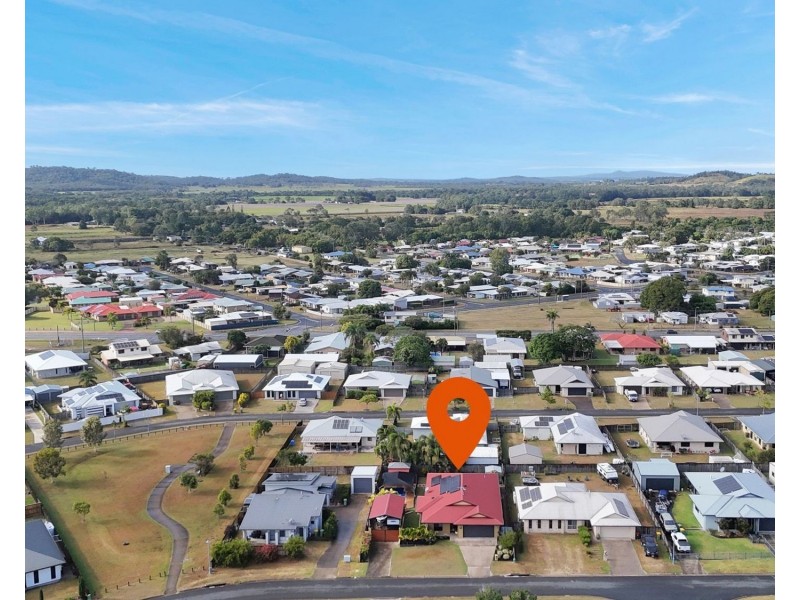 27 Reef Drive, Sarina QLD 4737