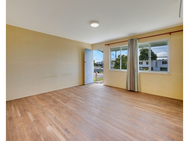 17 Pharlap Parade, Ooralea QLD 4740